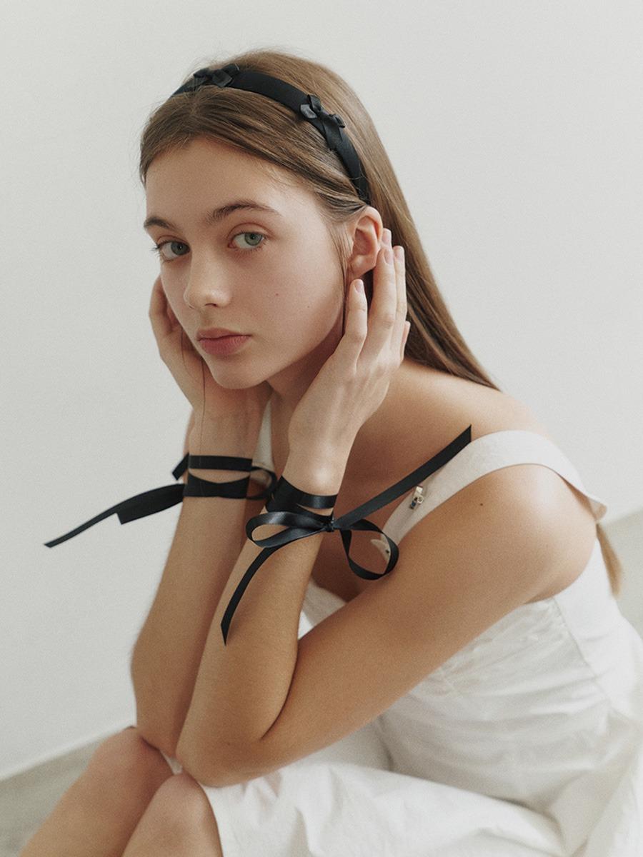 momo hair band