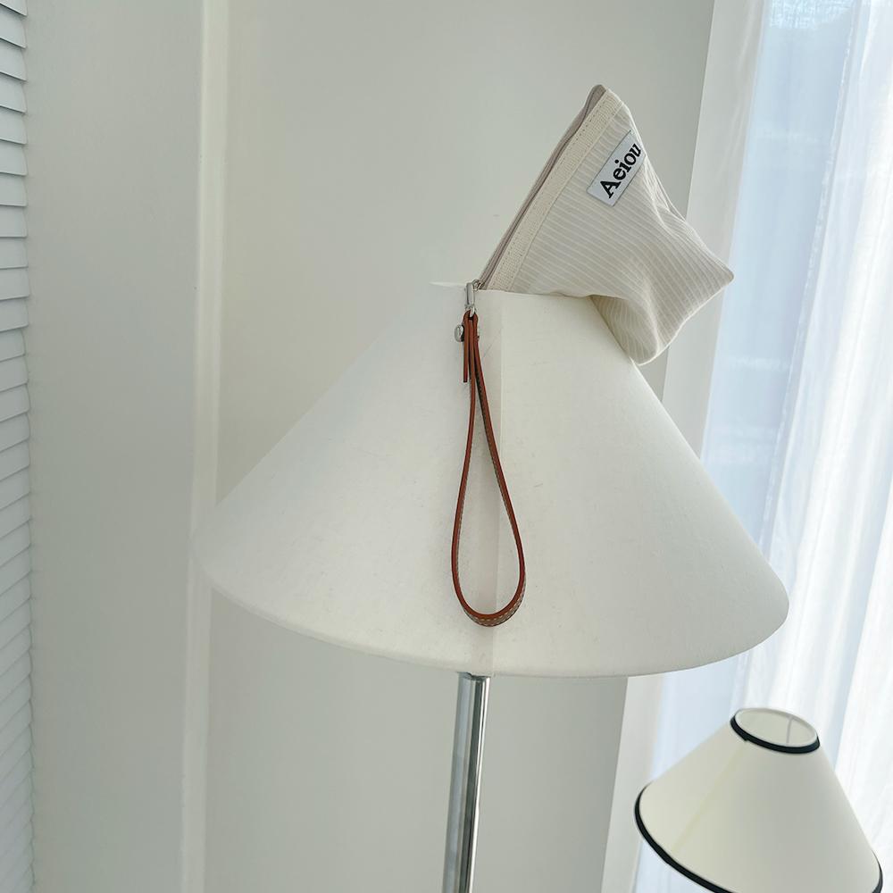[29CM단독] Aeiou Basic Pouch (M size) Stripe Organic Milk