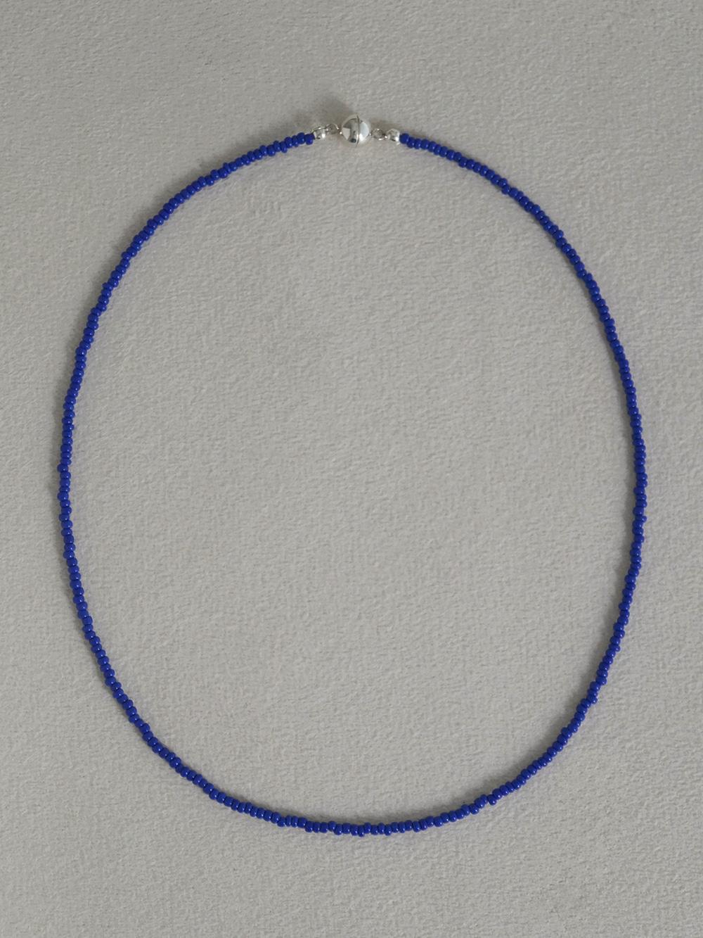 BLUE GLASS NECKLACE