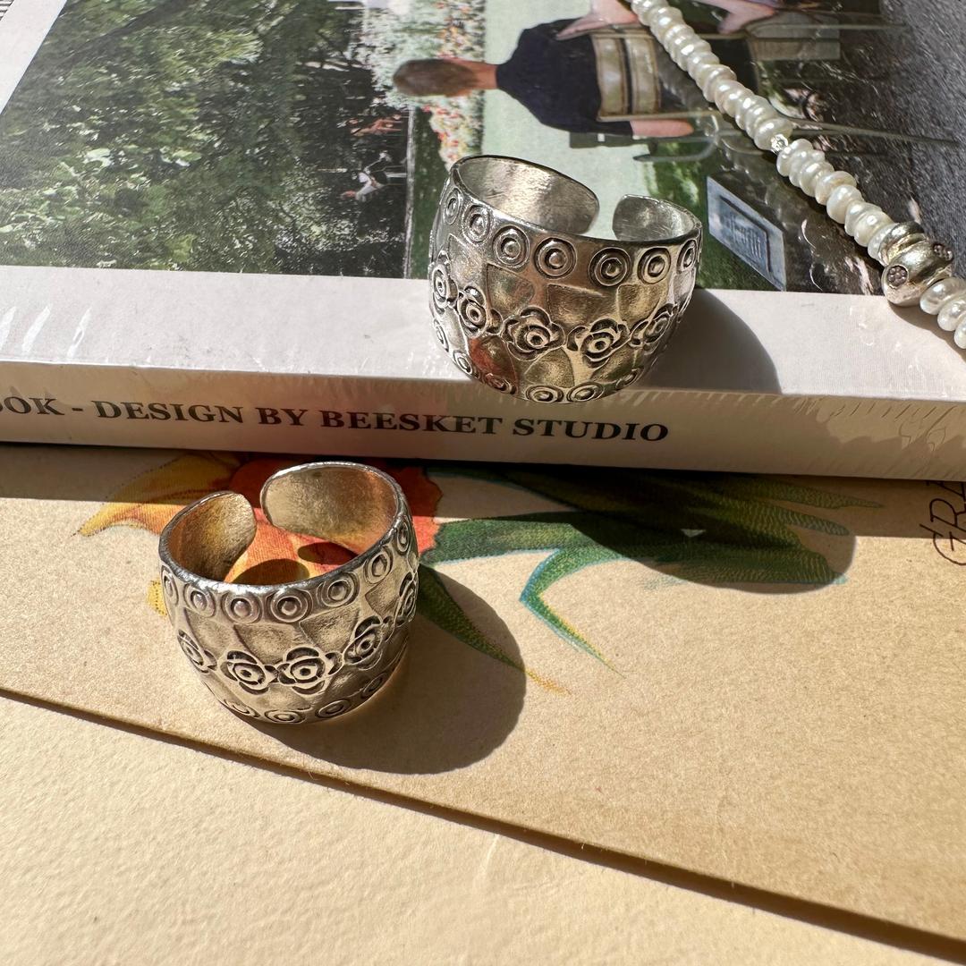 [무배] 925실버 에스닉 러프 플라워 프리사이즈 은반지