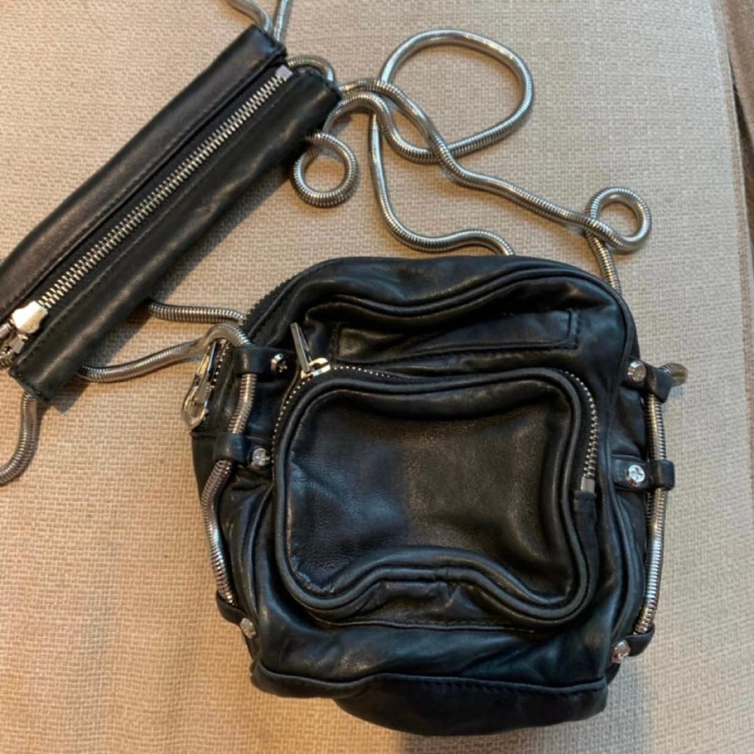 알렉산더왕 크로스 | 후루츠패밀리