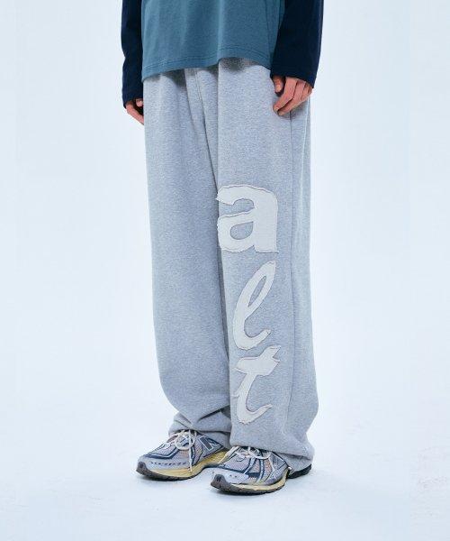TCM alt sweat pants