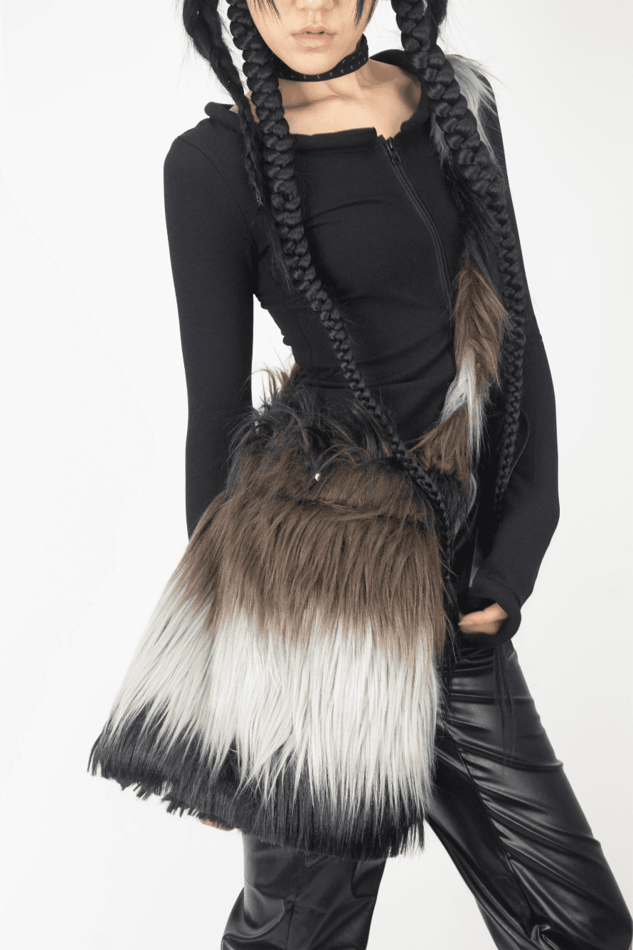 Gradation Fur Cross Bag