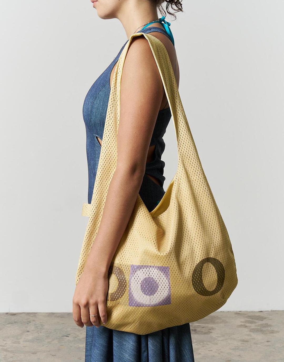‘O’ Mesh Reversible Tote Bag (Golden)