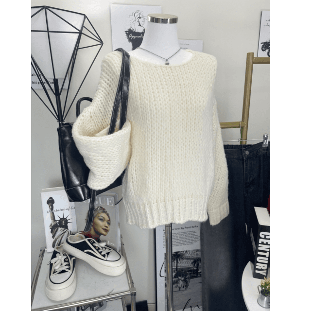 예쁘오뜨 [여리핏 벌룬니트 할인템] 청순여리 알파카벌룬니트 루즈핏 데일리 캐주얼 여친룩 뜨개짜임 벌룬소매 보트넥니트 여리여리핏