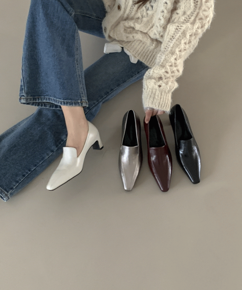 어필링 [바배] 베르디카 삼각코 심플 캐주얼 데일리 페미닌 오피스룩 찰떡 펌프스힐 (블랙,아이보리,브라운,실버)