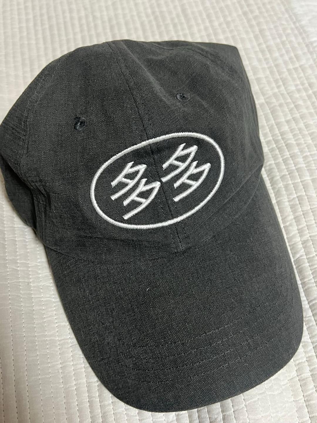 다다이즘 볼캡 차콜