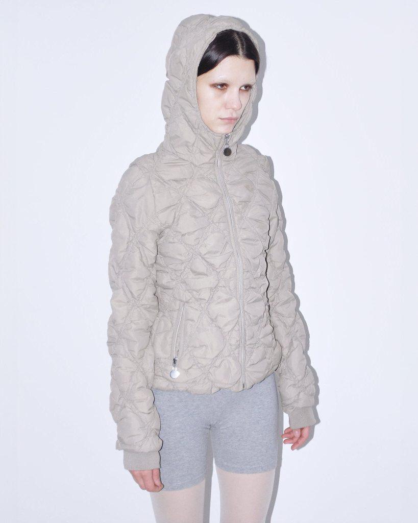 BEIGE RUCHED HOODED PUFFER JACKET - Anemonia