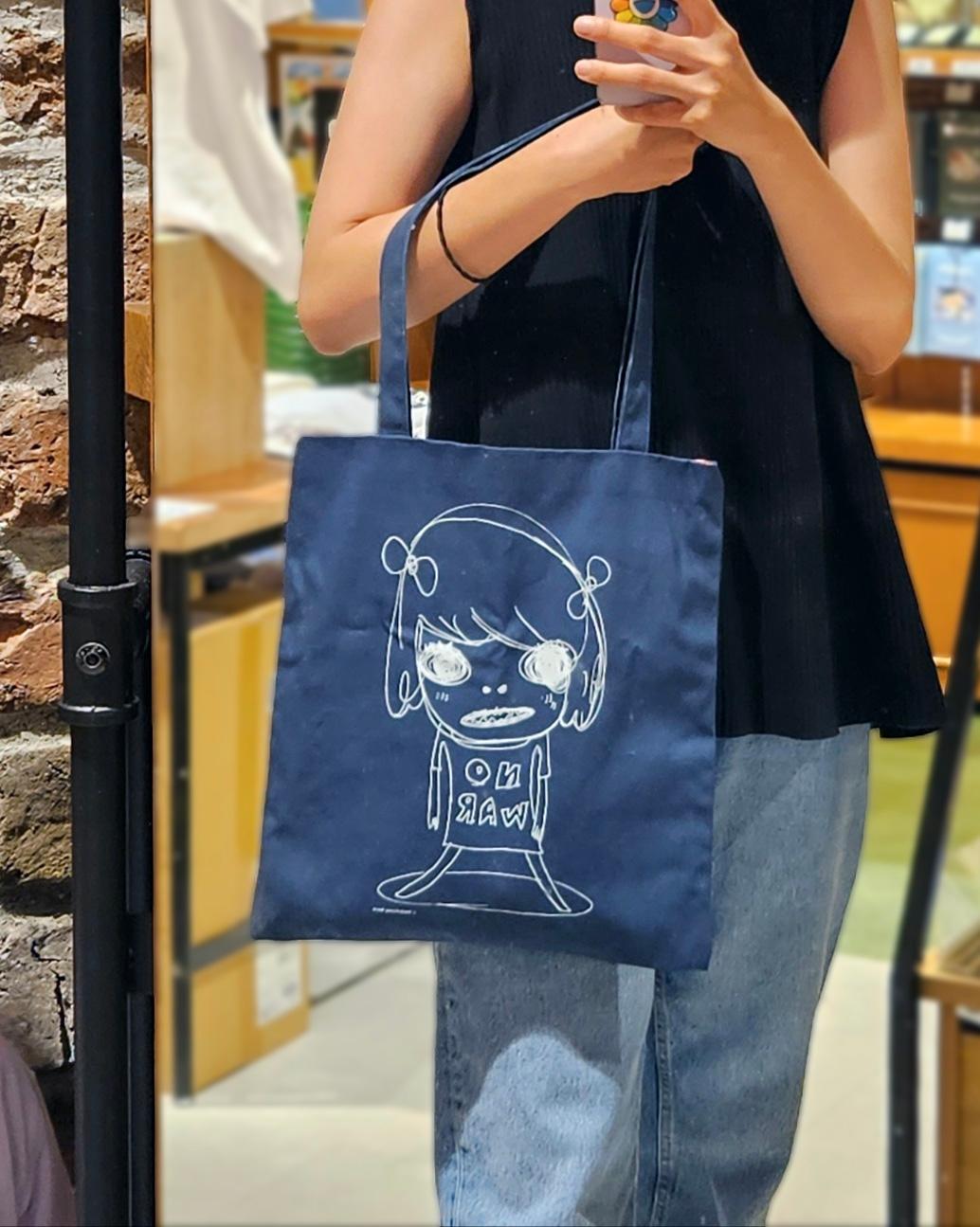 모리 아트 뮤지엄 나라 요시토모 NO WAR 토트백