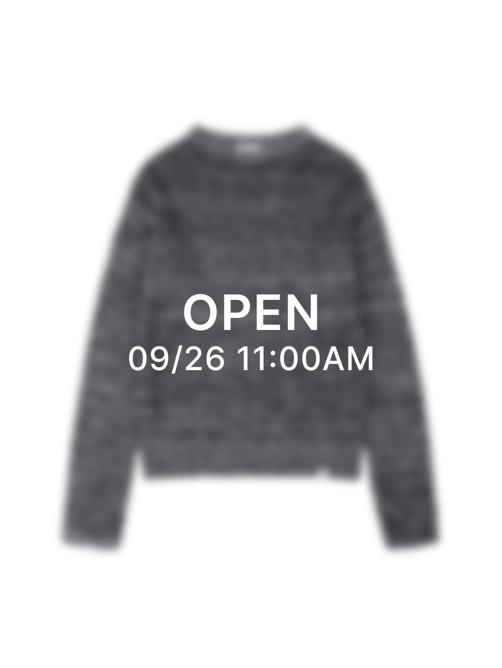 [10/16 예약 배송] OVERSIZED GLITTER SWEATER [DUSTY BLUE]