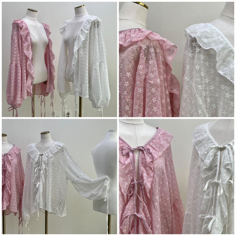 [시즌이벤트] 플라워 레이스 펀칭 리본 블라우스 (2color)