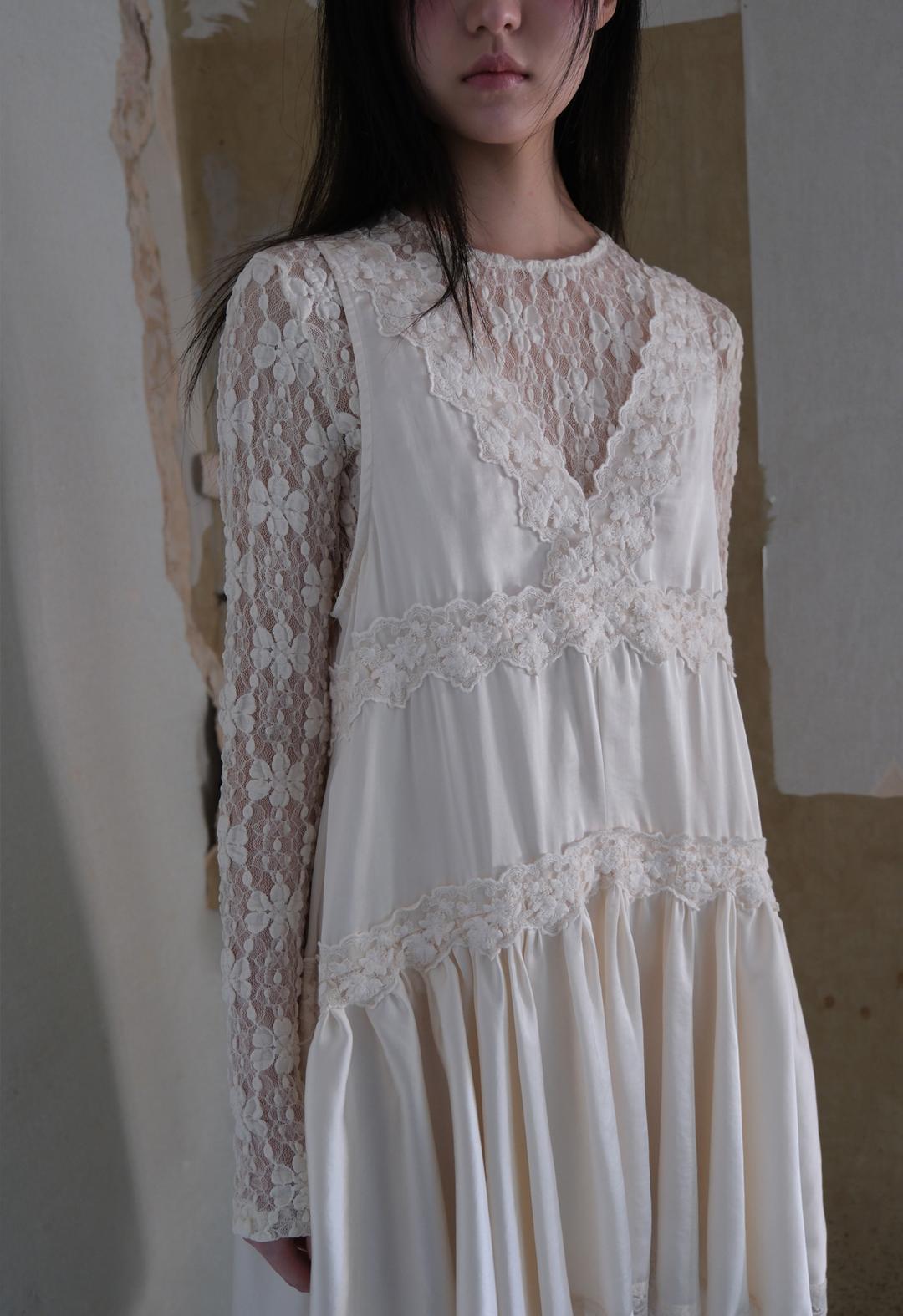 Race Round T, 2color