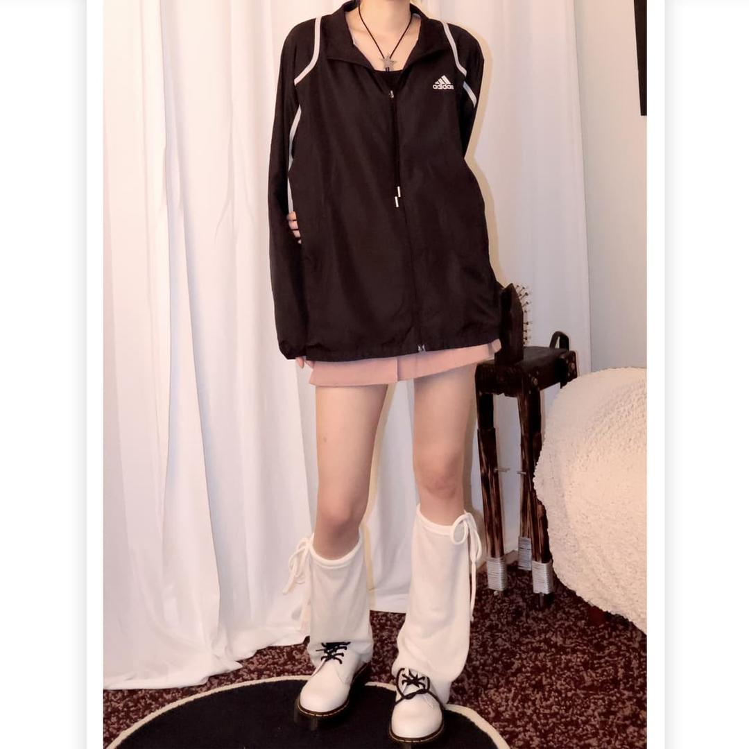 Light Windbreaker Zip-up Black | 후루츠패밀리