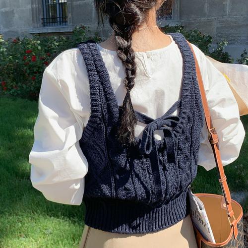 [얼리어텀10%🍁][니트조끼/가을니트] 도로시 백 리본 케이블 니트 베스트