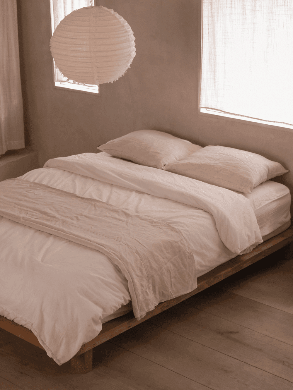 Alon Platform Bed - SS/Q/K/LK [Oct. ]