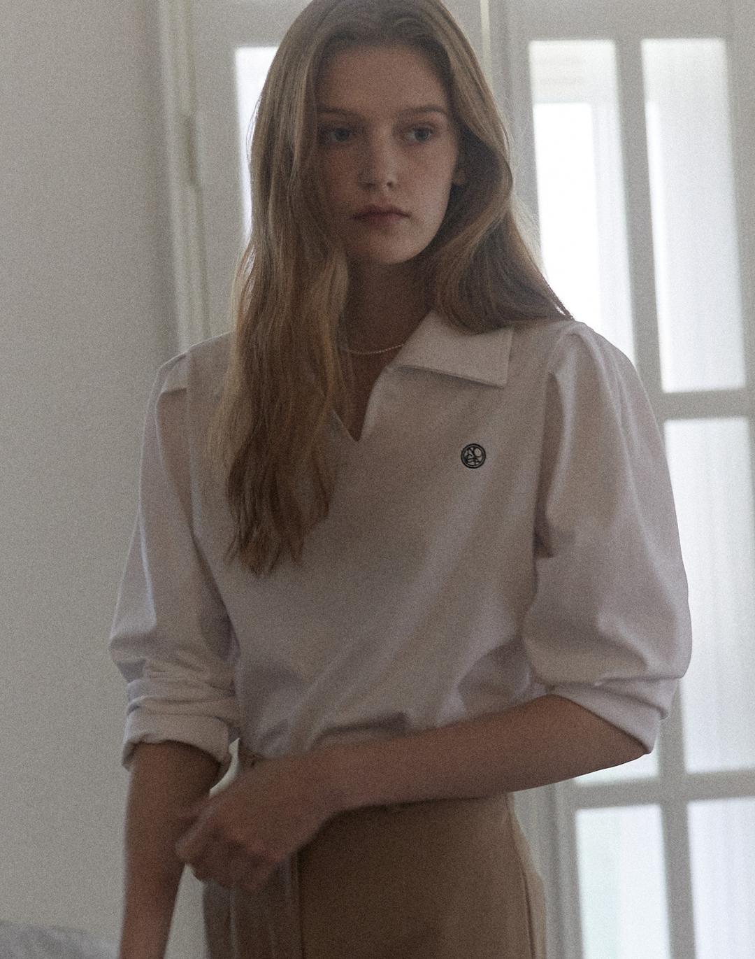 Emblem Logo Collar T-shirt - Off White