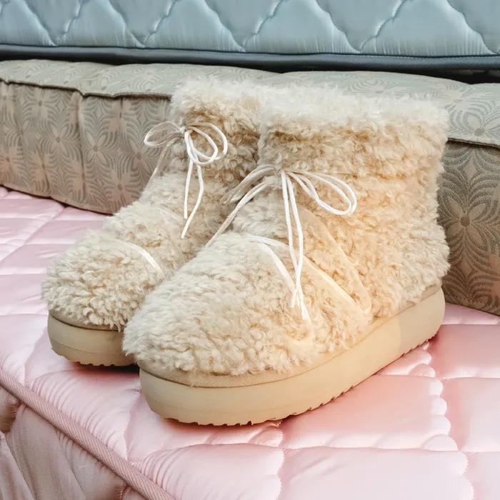 CURLY FUR BOOTS SHORT - 5 colors