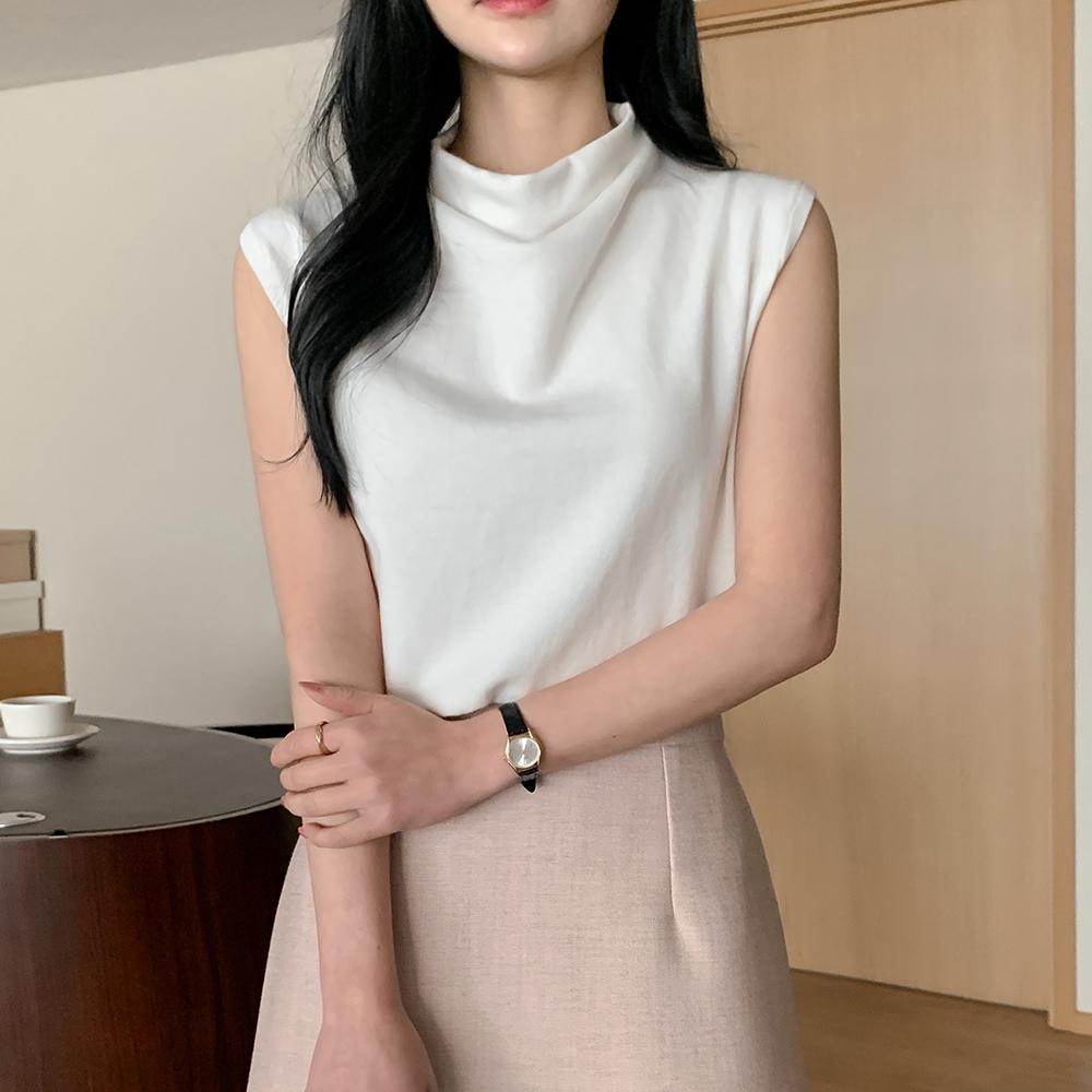 달리호텔 디나인 하프넥 드레이프 니트 베스트(출근룩/데일리룩)