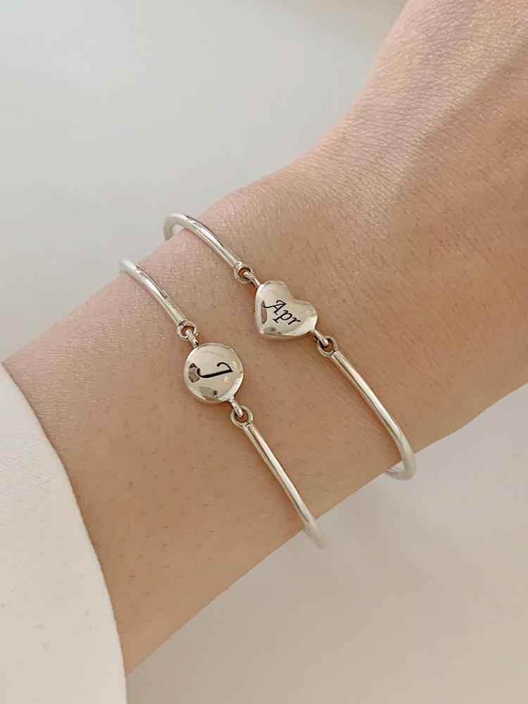 [무배] 925실버 뱅글 커브 체인 원형 하트 펜던트 이니셜 레터링 각인 은 팔찌