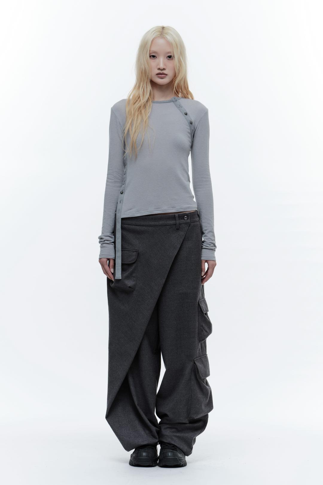 SIDE STRAP BUTTON TOP COOL GRAY