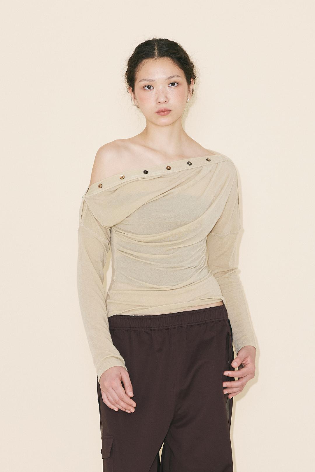 BUTTON OFF SHOULDER T-SHIRT - OATMEAL