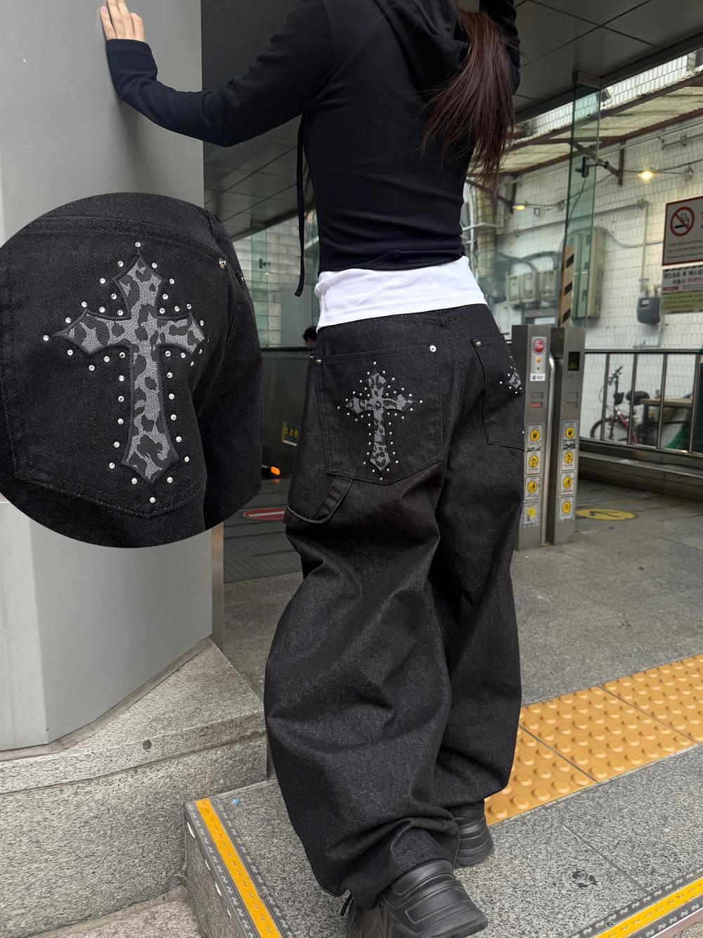 쿠로 힙걸 레오파드 십자가 와이드 팬츠