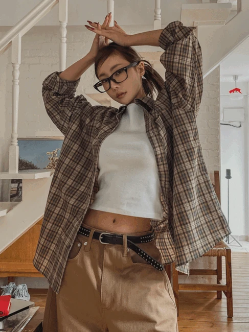 포키 버튼 넥카라 체크셔츠