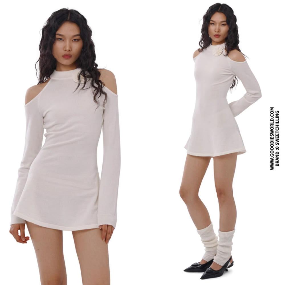 SWEETCHILLING 스위트칠링 원피스 오프숄더 플로럴 홀터넥 플레어 원피스 (화이트)