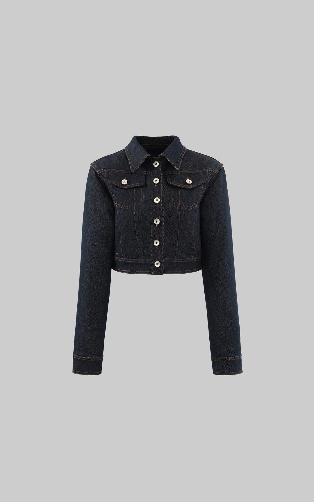 <tc>ROVENTE</tc> 구조적인 핏과 대비 스티치가 돋보이는 크롭 데님 재킷