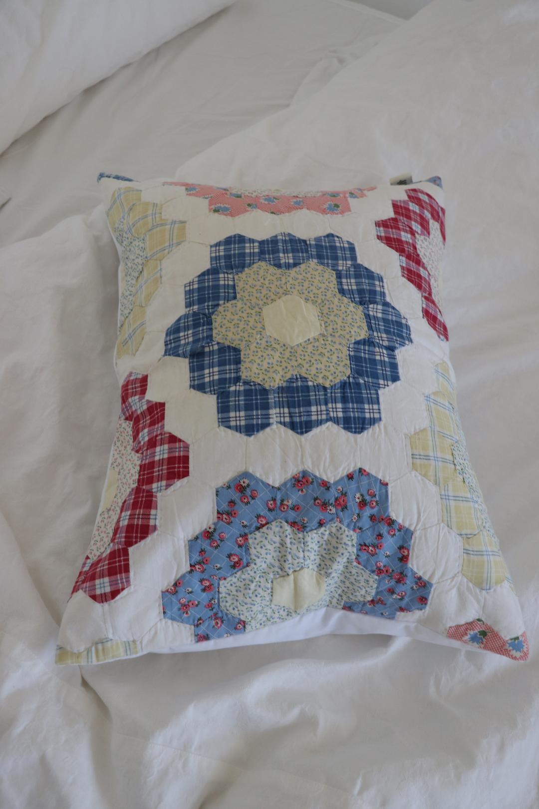 70'S vintage quilt pillow