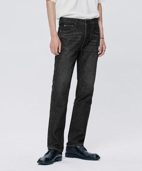 #0215 Melt black straight fit