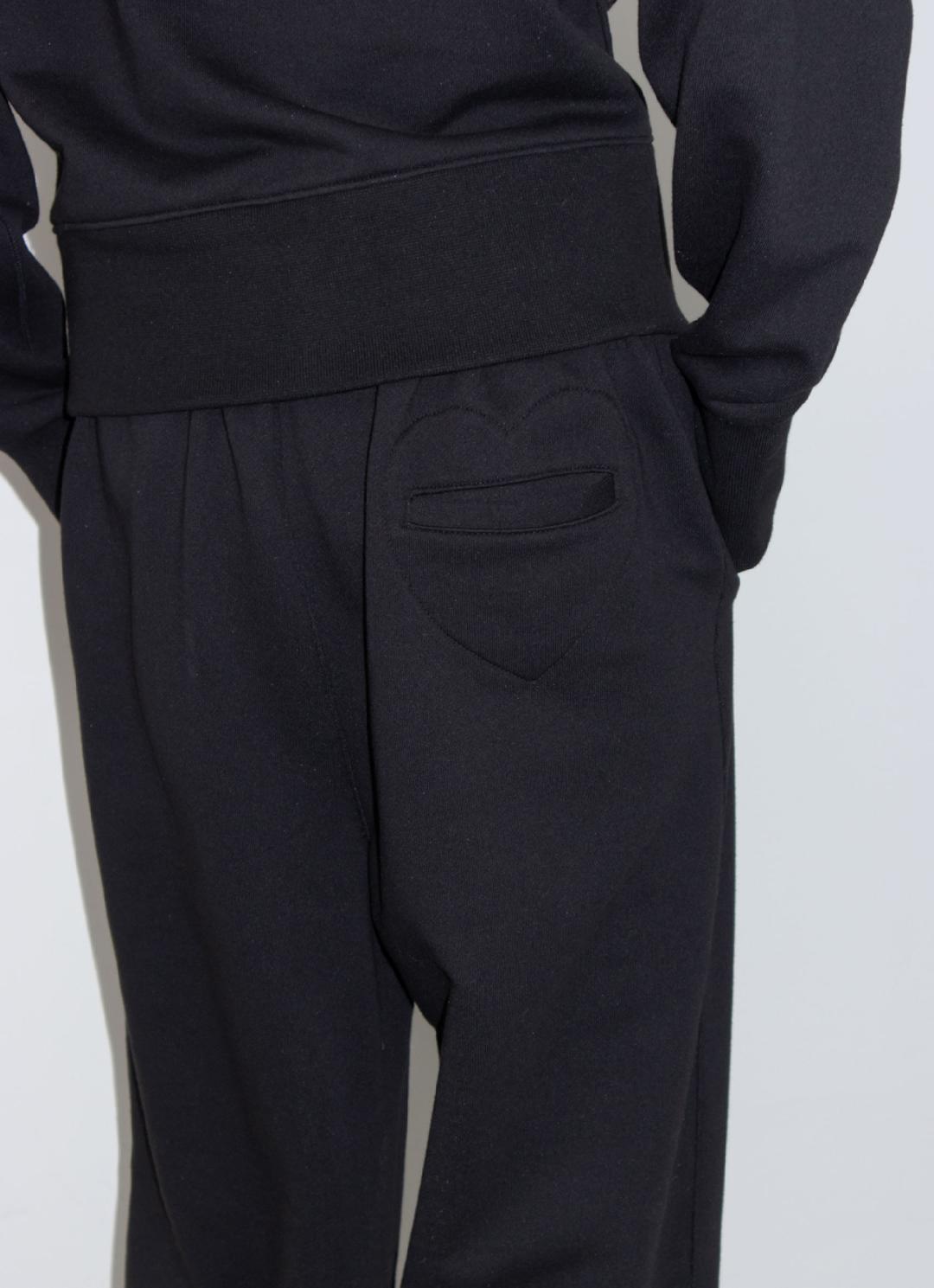 25FW HEART STITCH SWEAT PANTS / BLACK
