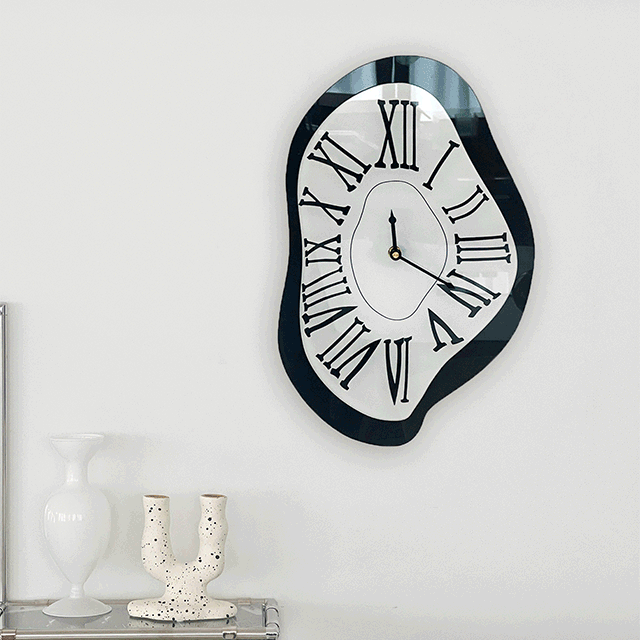 클래식 멜팅벽시계 흘러내리는 오브제 벽시계 비대칭시계