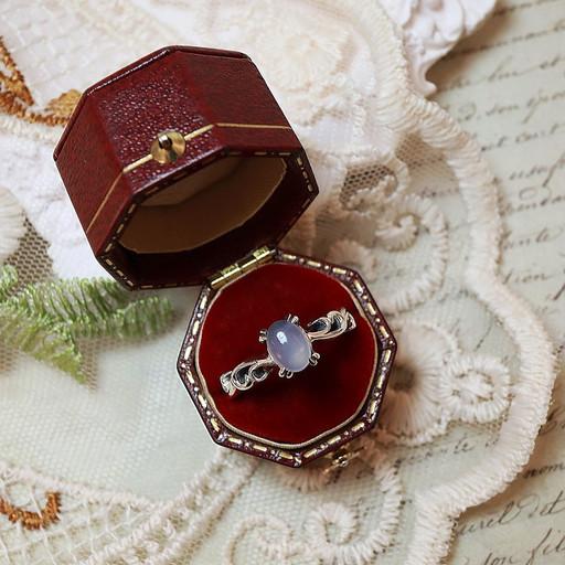 유니크한 당초무늬 디테일 칼세도니 원석반지 실버925