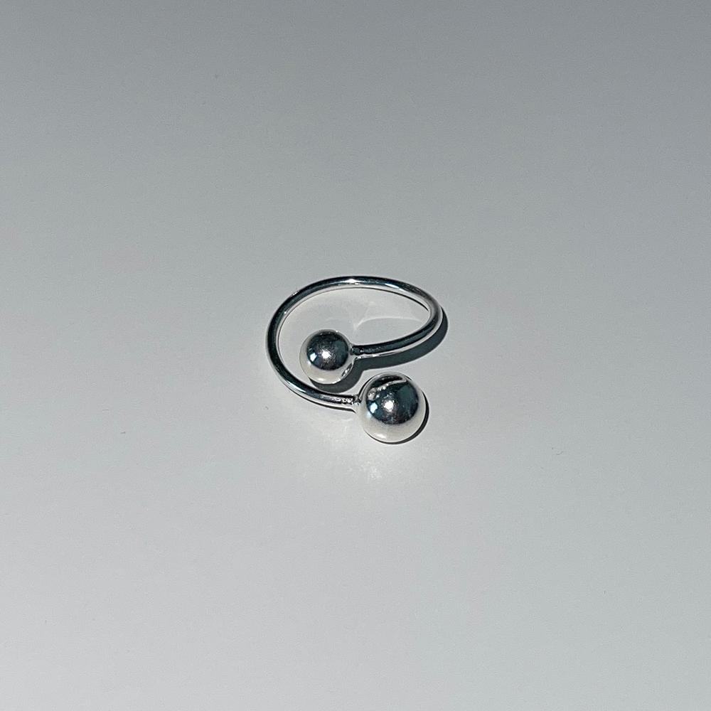 Double Ball Open Ring