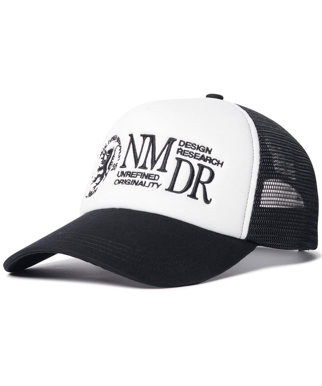 EMBLEM TRUCKER CAP - BLACK