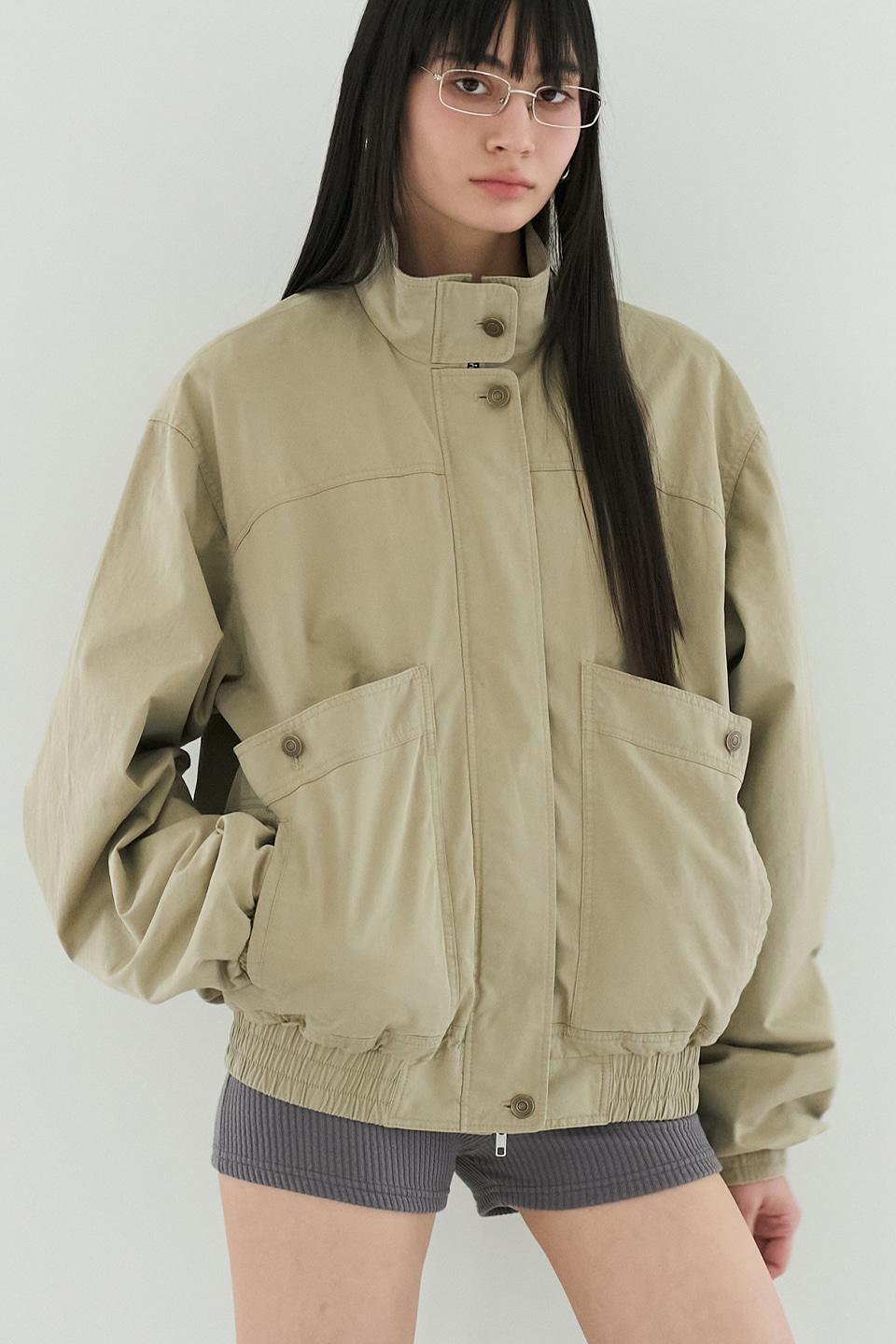 [2월 20일 예약배송] Overfit Cotton Pocket Blouson in Beige