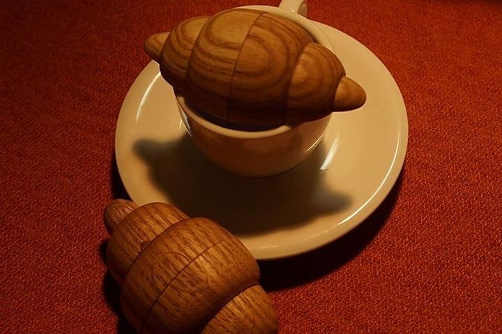 Croissant Memo Holder (Cinnamon&Plain)