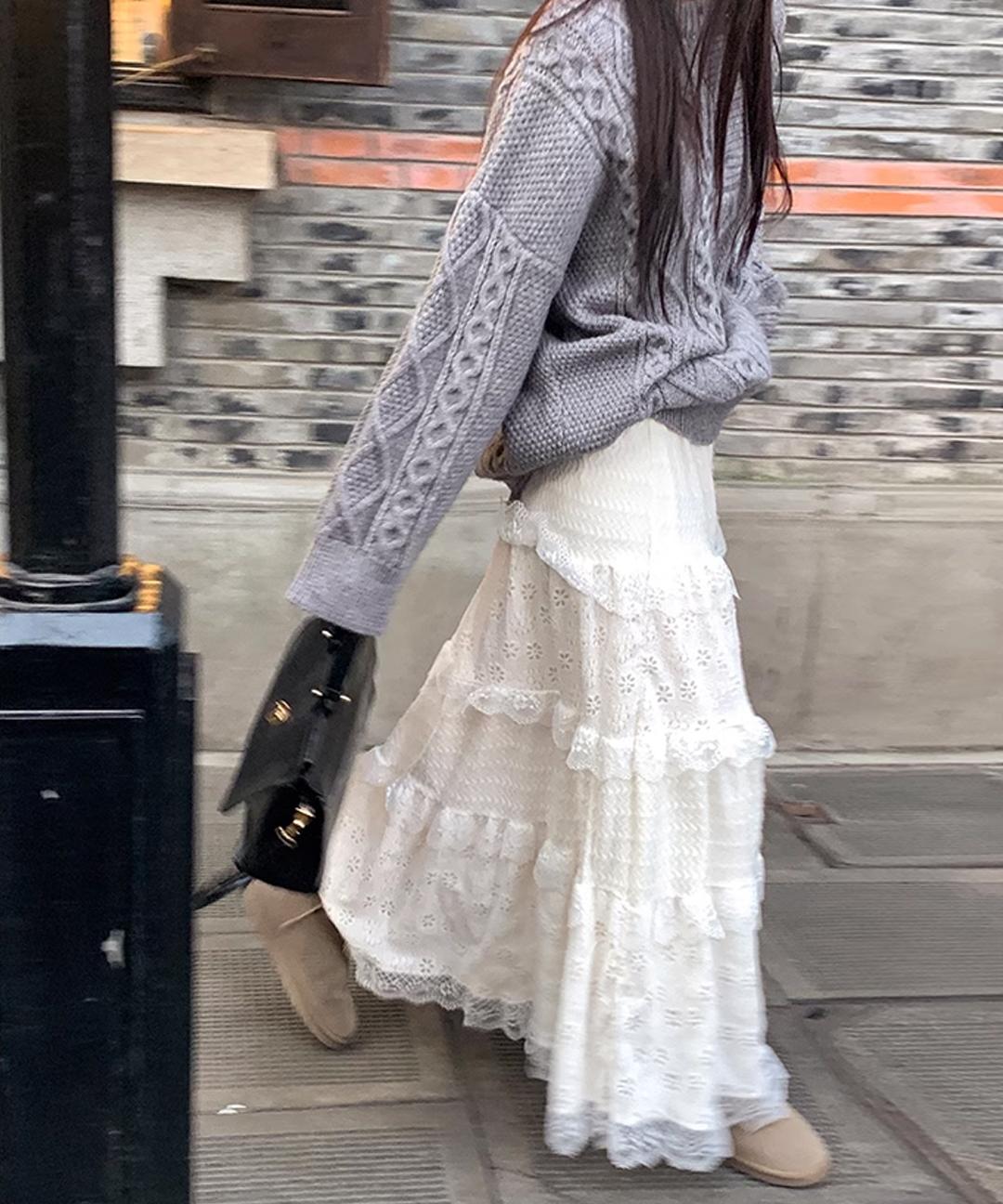 미즈민 [자체제작❤️기모안감추가/편안한 허리밴딩☀️로맨틱/레이스/캉캉롱스커트🧸풍성한 후레아🚛무배] 카이라 레이스 플레어 스커트 s161309