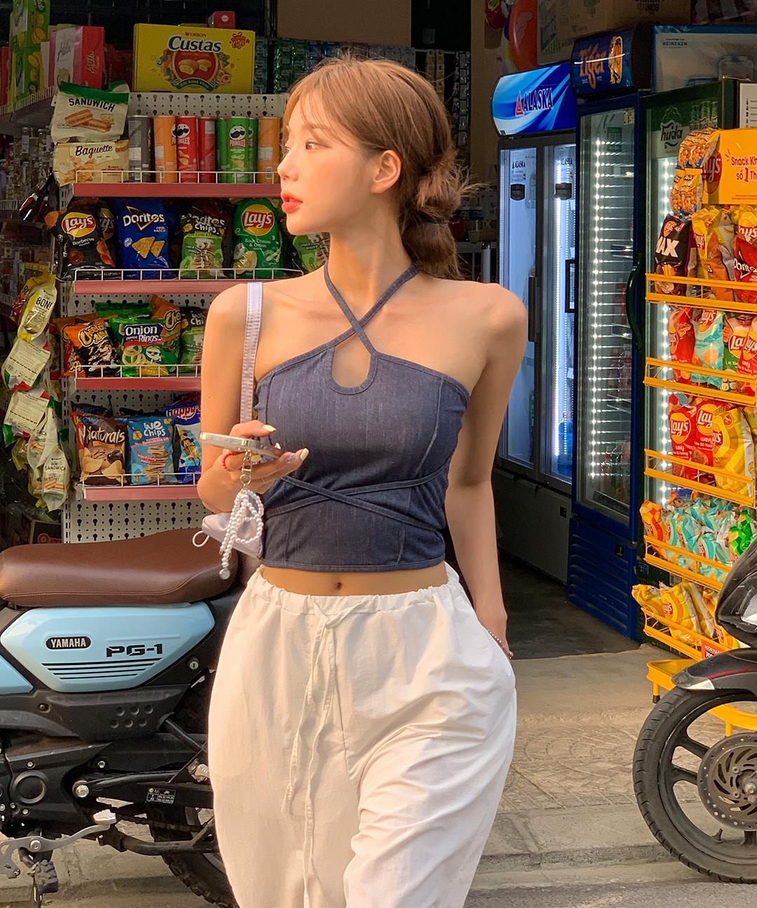 밍피스 디오 비치웨어 스트랩 홀터넥 백리스 휴양지 워터밤 데님탑 끈 나시탑