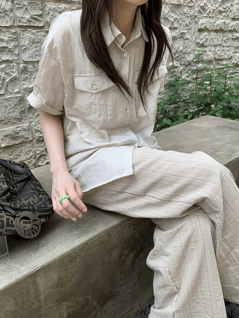 하우유 애스터 글로시 포켓 반팔 셔츠 (3c)