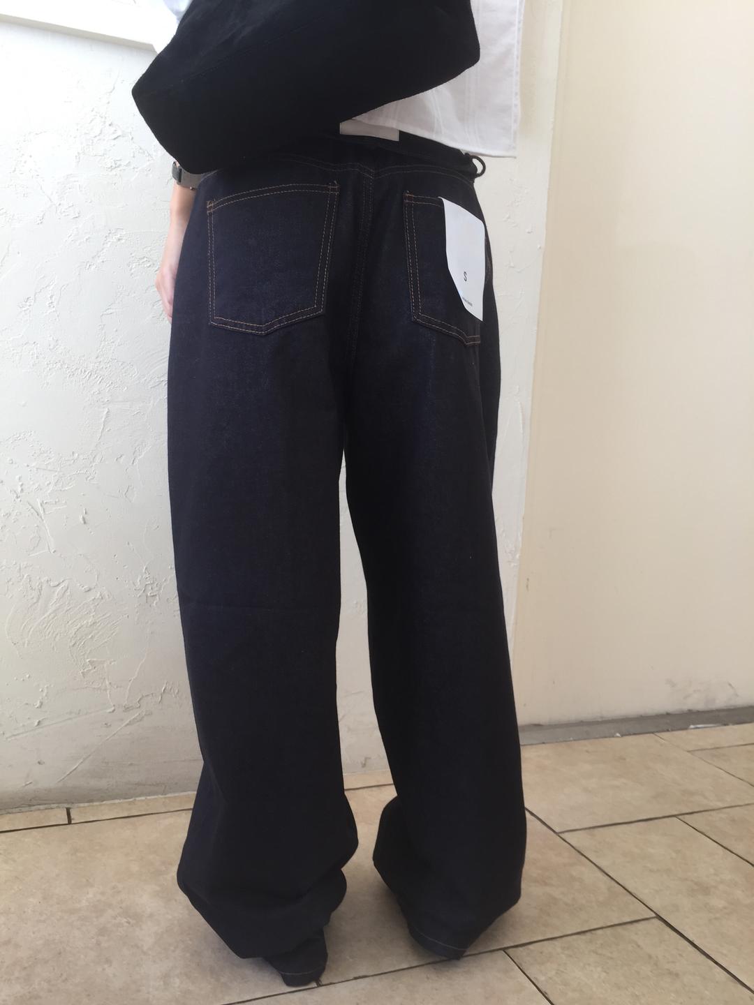non-fade denim pants