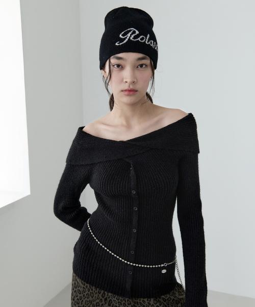 WOOL BLENDED TWIST BUTTON OFF SHOULDER KNIT BLACK