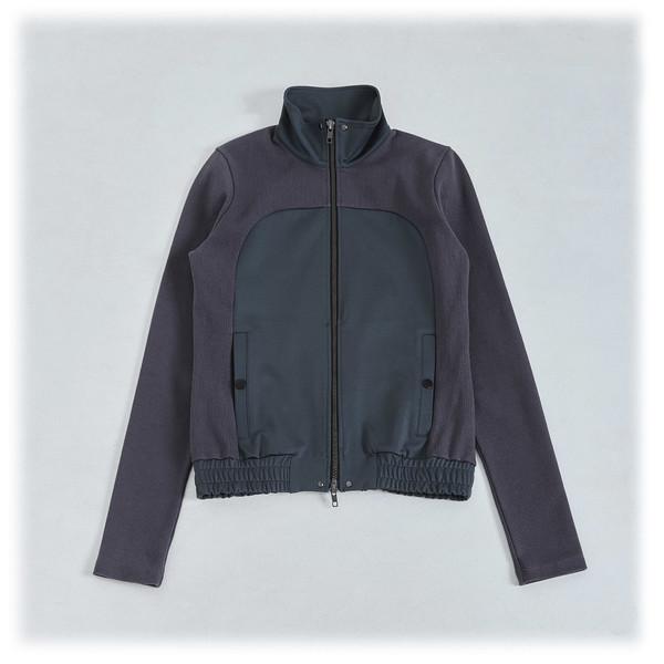 [2ND DROP] CURVED RIB PANEL ZIP-UP (CHARCOAL)