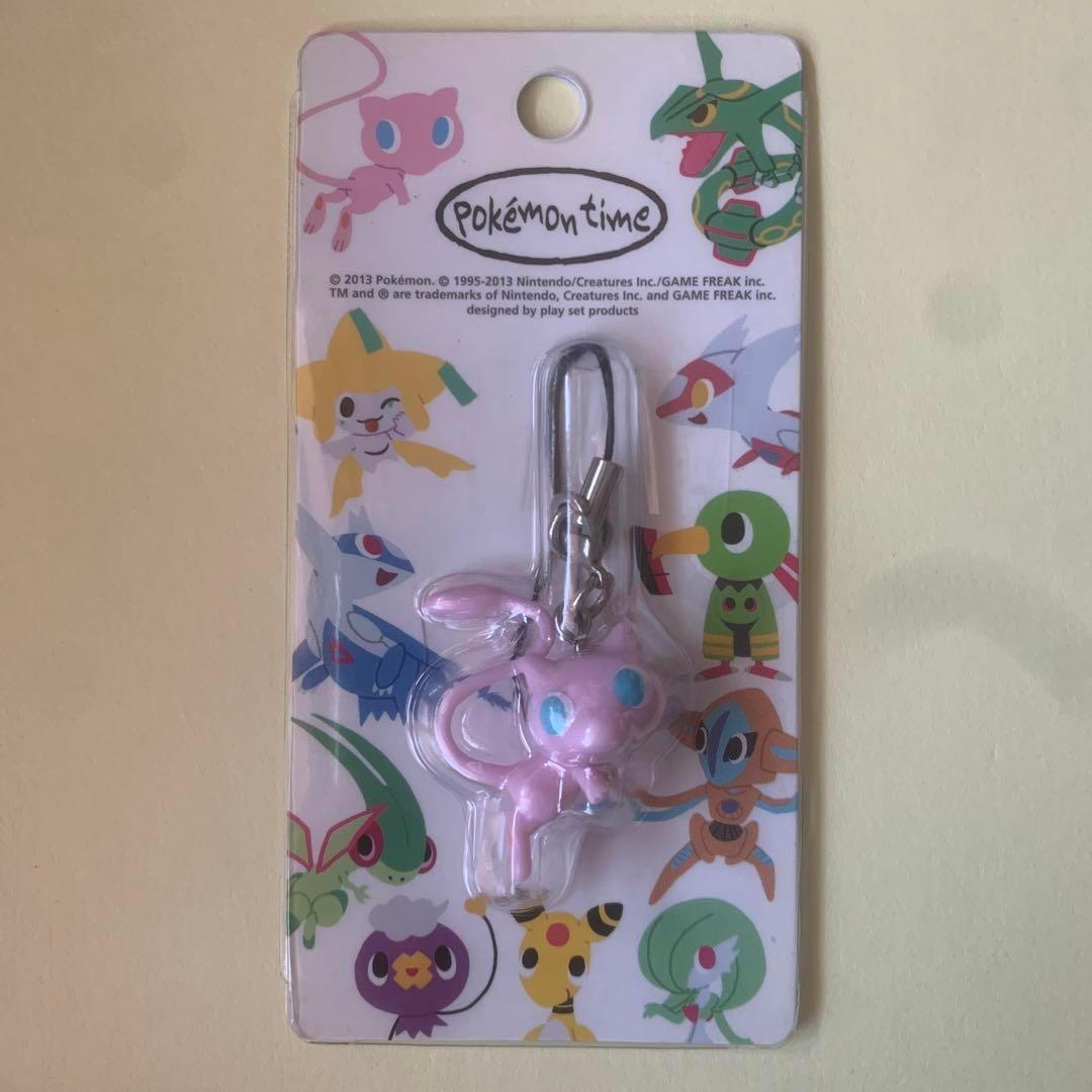 ポケモンセンター　ミュウ　キーホルダー
