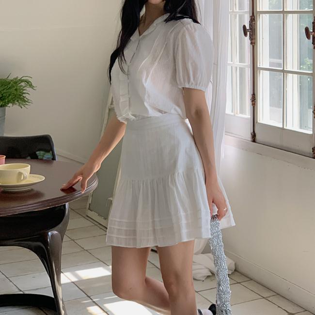 니썸 [단독][🌴속바지내장💕S,M][휴가룩/셔링/여름스커트/바캉스룩/휴양지룩/러블리/로맨틱/데이트룩][made]팅커벨프릴미니스커트 - 1color