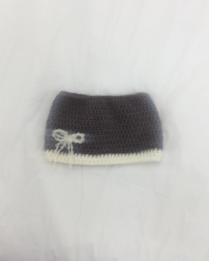 brown wool beanie.