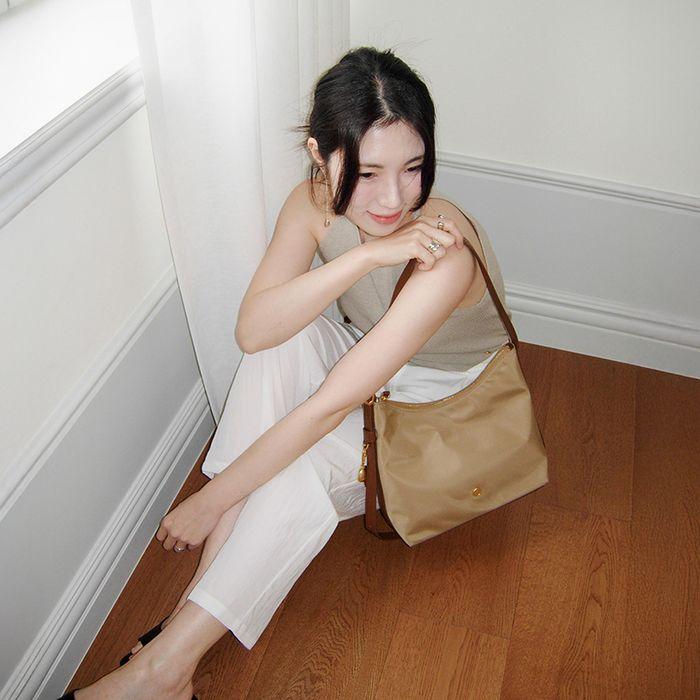 [곰송이 Pick]Sac Leonie Nylon Capuccino