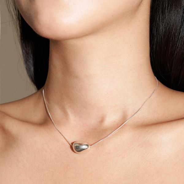 [인플루언서 착용] pebble pendant necklace