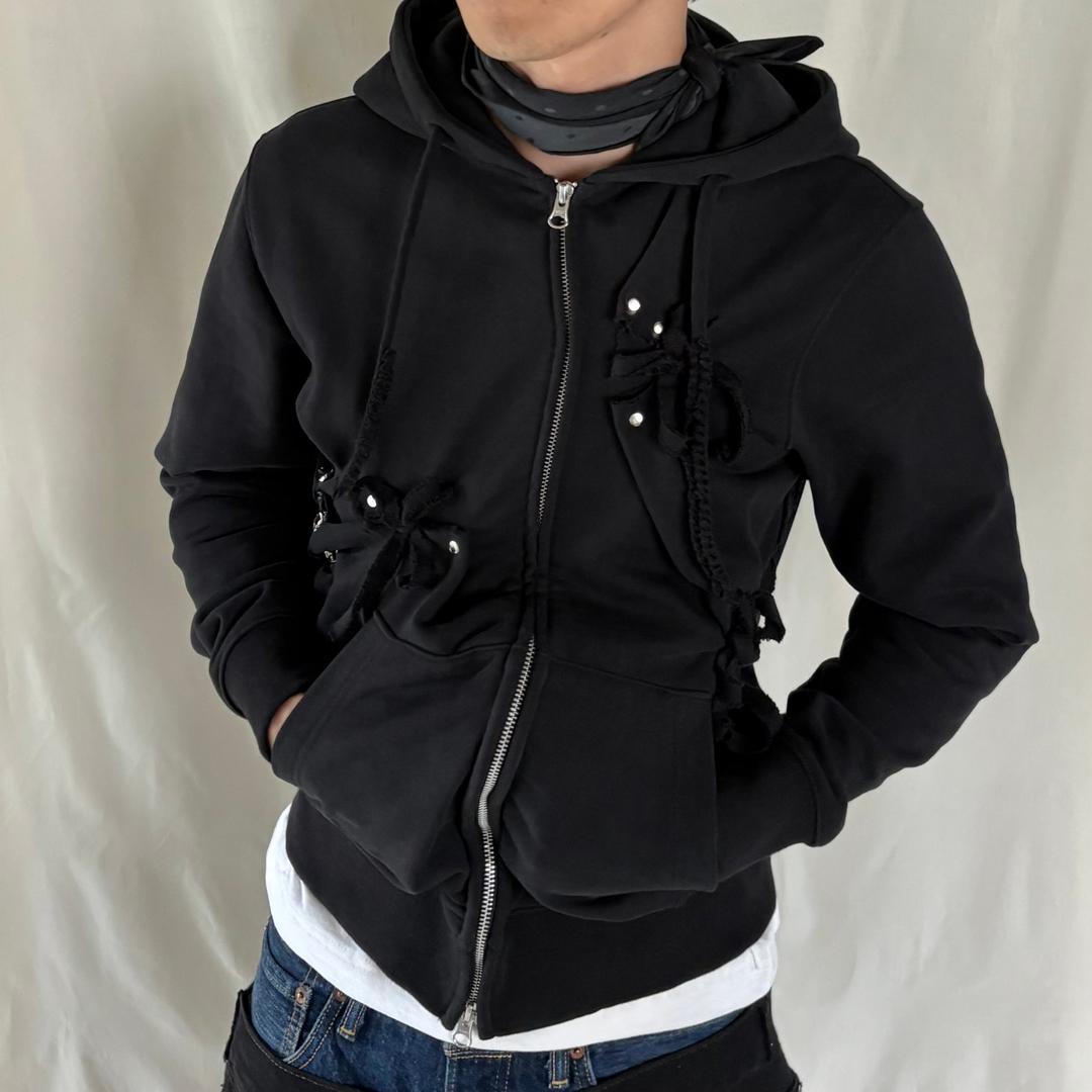 knot-pinched stopper hood zip-up